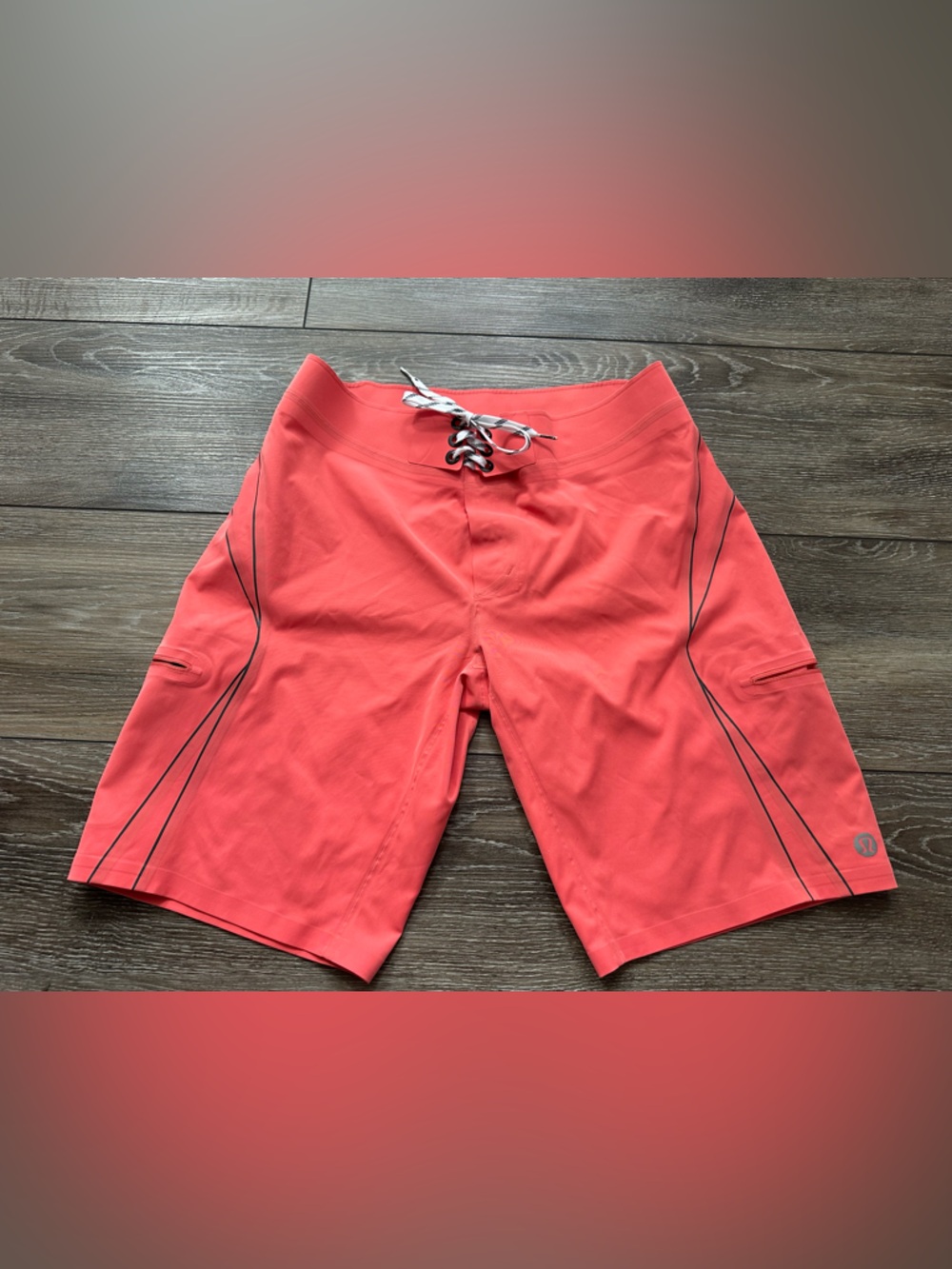lululemon athletica coral  zip pocket jacket/ men’s shorts 32/ lightweight, gum